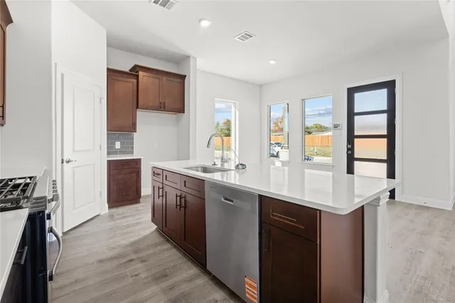 $599,990 | 725 Oakridge Trail, Richardson, TX 75080