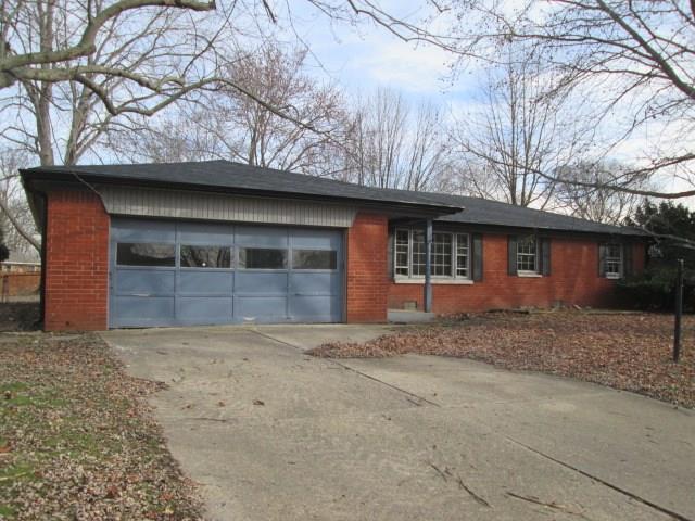 4449 Windsor Road Brownsburg, IN 46112 - Photo 3 of 24 Gallery Image 3