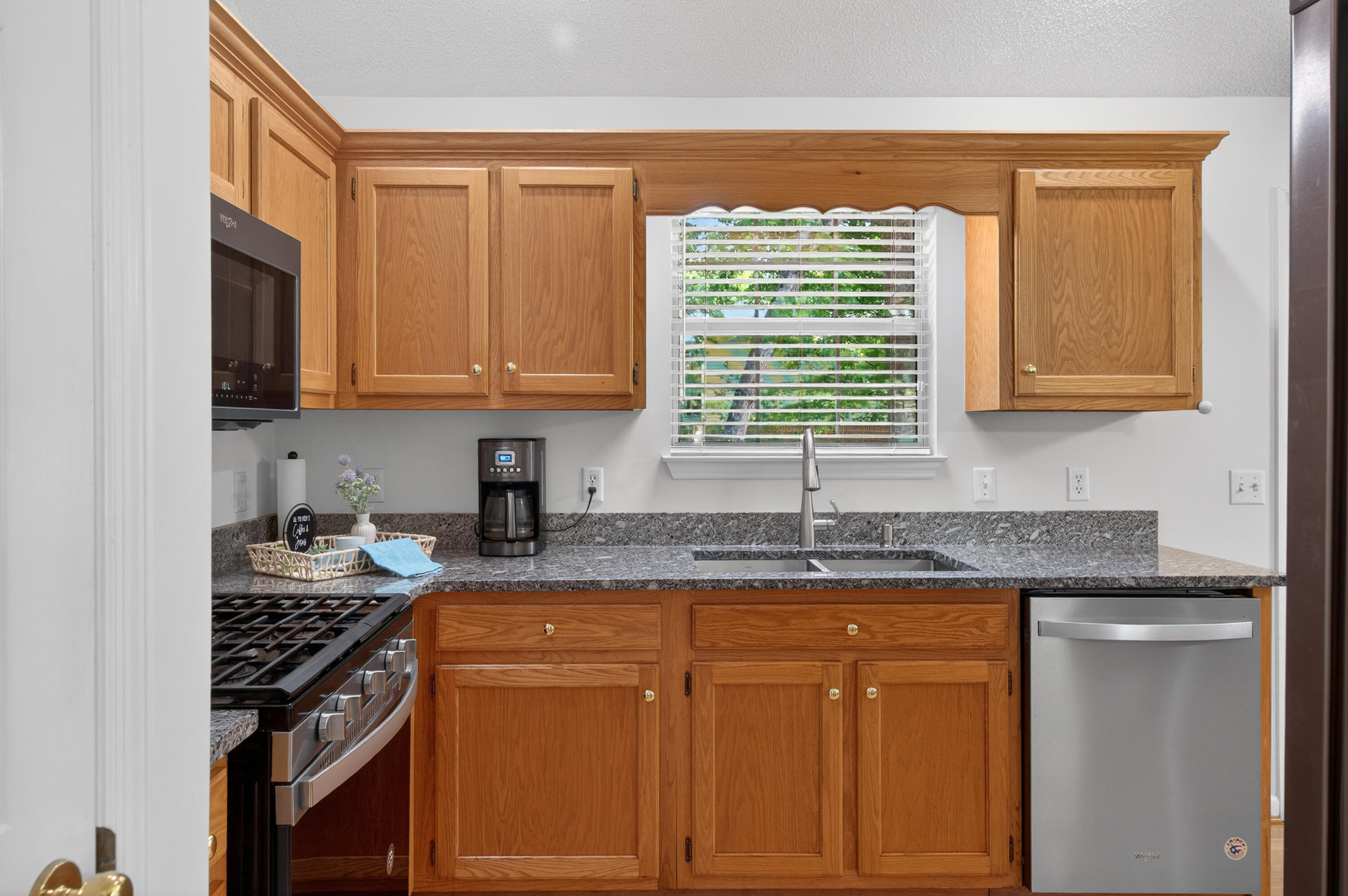 5696 Edgmon Road Ooltewah, TN 37363 - Photo 7 of 39 Beautiful views while washing dishes!