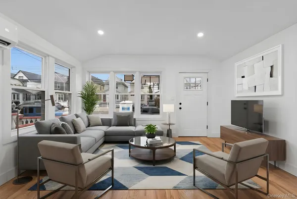 $919,000 | 132-05 109th Avenue | South Ozone Park