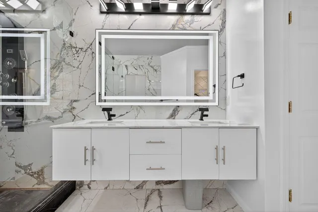 $799,900 | 3945 Preston Oak Lane, Suwanee, GA 30024