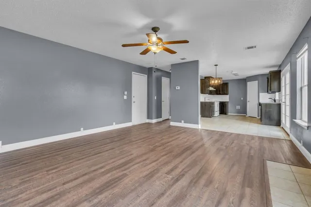 $1,900 | 901 Greenbend Drive, Denton, TX 76210