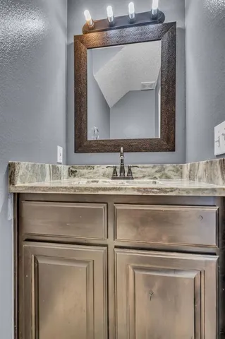 $1,900 | 901 Greenbend Drive, Denton, TX 76210