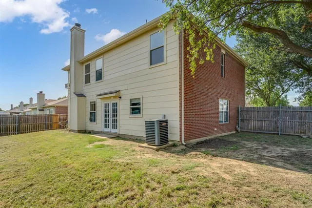 $1,900 | 901 Greenbend Drive, Denton, TX 76210