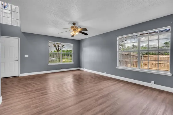 $2,250 | 901 Greenbend Drive, Denton, TX 76210