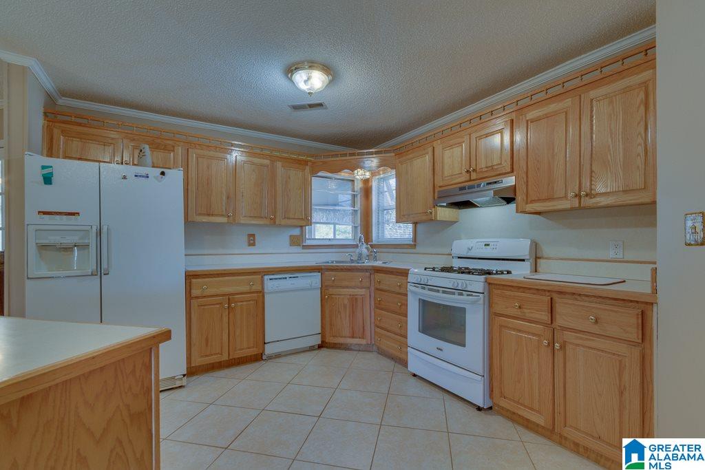 434 County Road 403 Clanton, AL 35045 - Photo 17 of 50