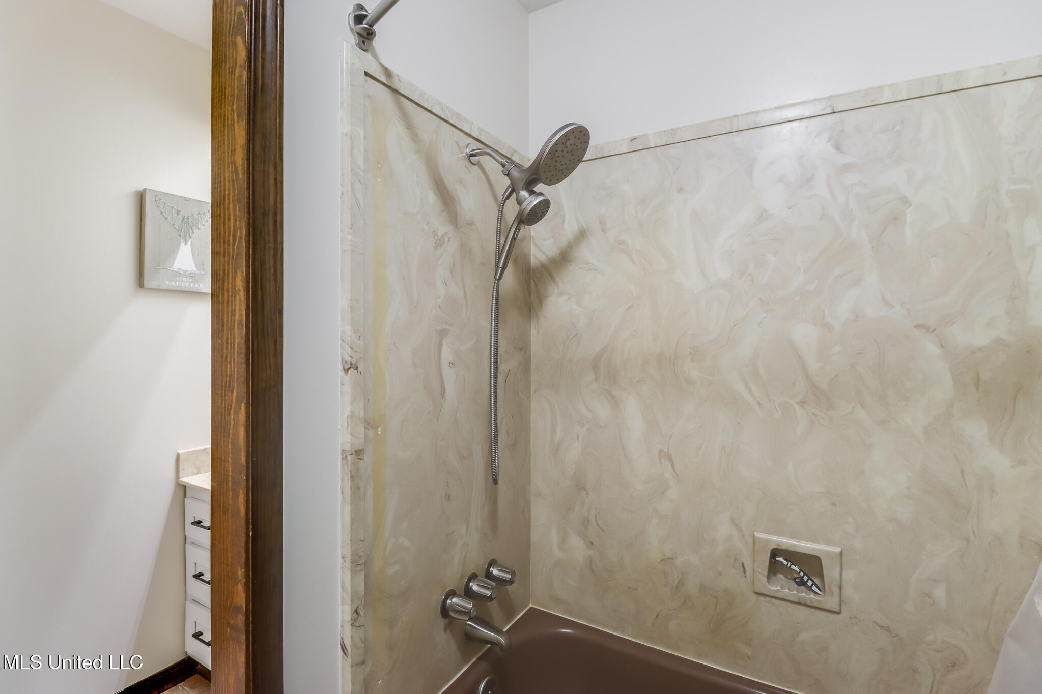 13682 John Clark Road Gulfport, MS 39503 - Photo 17 of 37 2nd Bath