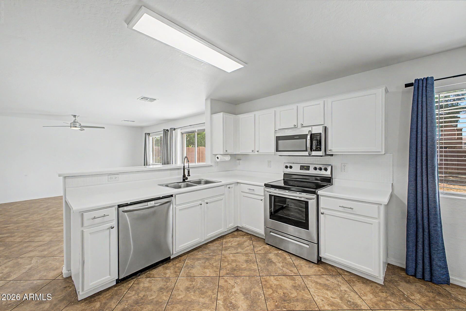 8337 West Payson Road Tolleson, AZ 85353 - Photo 15 of 44 Kitchen