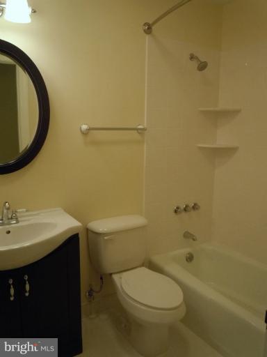 201 Deacon Road Fredericksburg, VA 22405 - Photo 2 of 30 Bath on main level