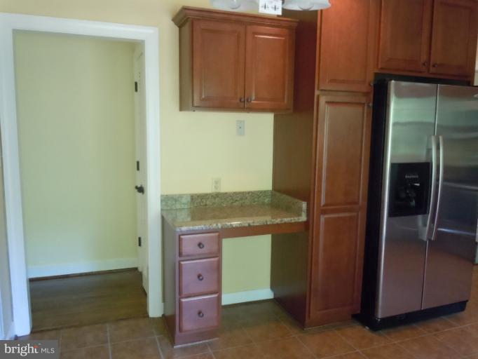 201 Deacon Road Fredericksburg, VA 22405 - Photo 21 of 30 Kitchen