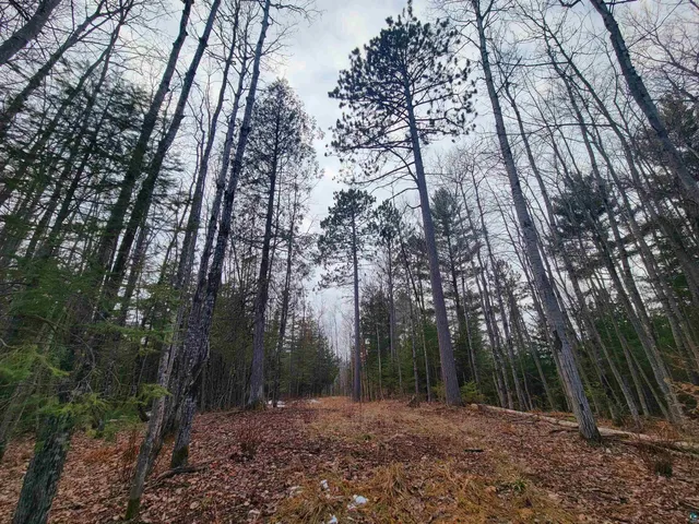 $109,900 | 787-xx Komborski Road, Washburn, WI 54891