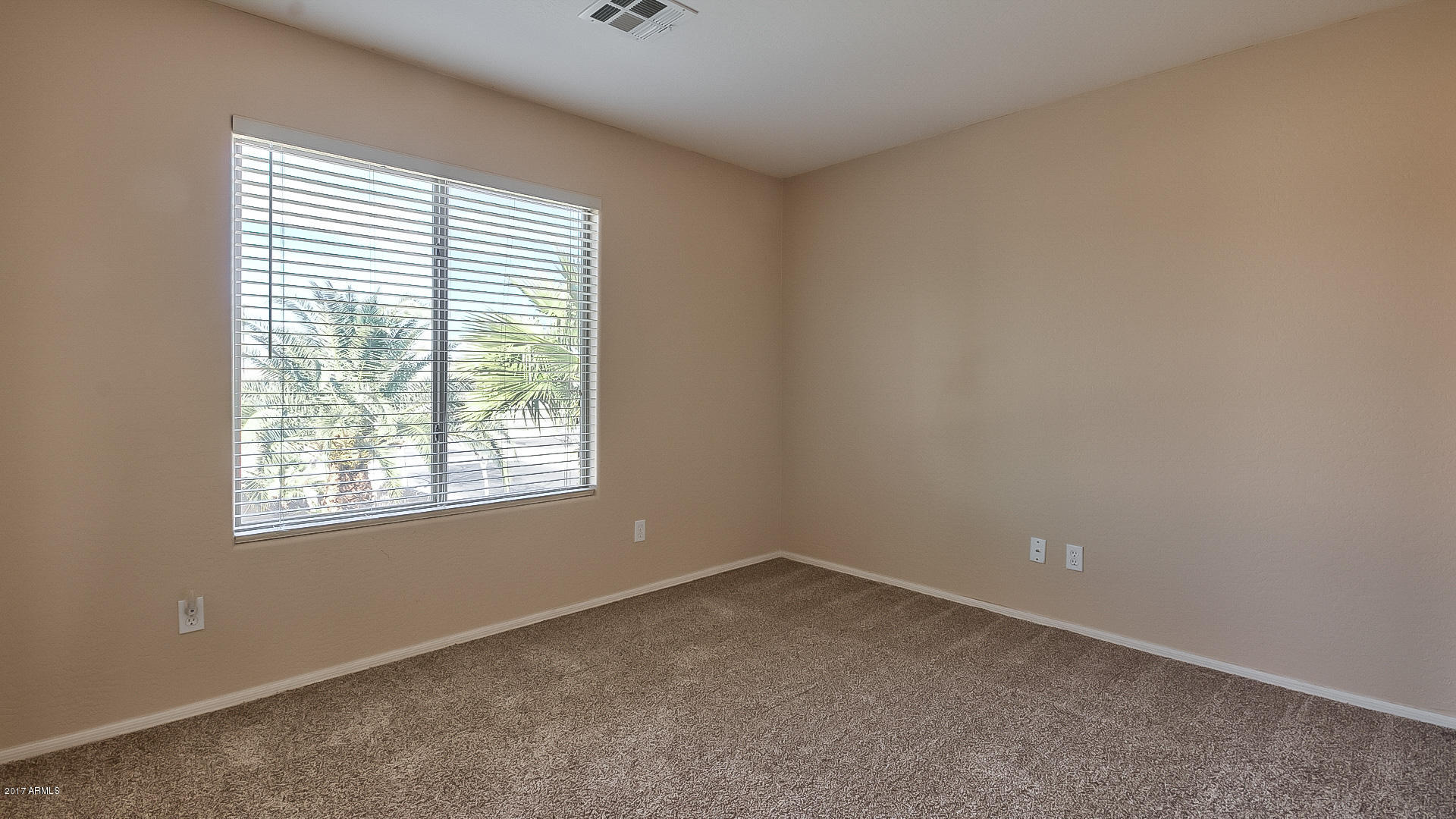 4506 East Del Rio Street Gilbert, AZ 85295 - Photo 13 of 36 16