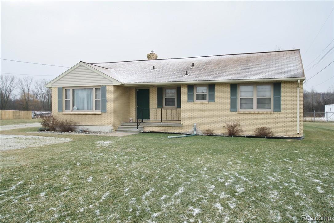 4218 Davison Road Burton, MI 48509 - Photo 1 of 36 IMG_7448.JPG