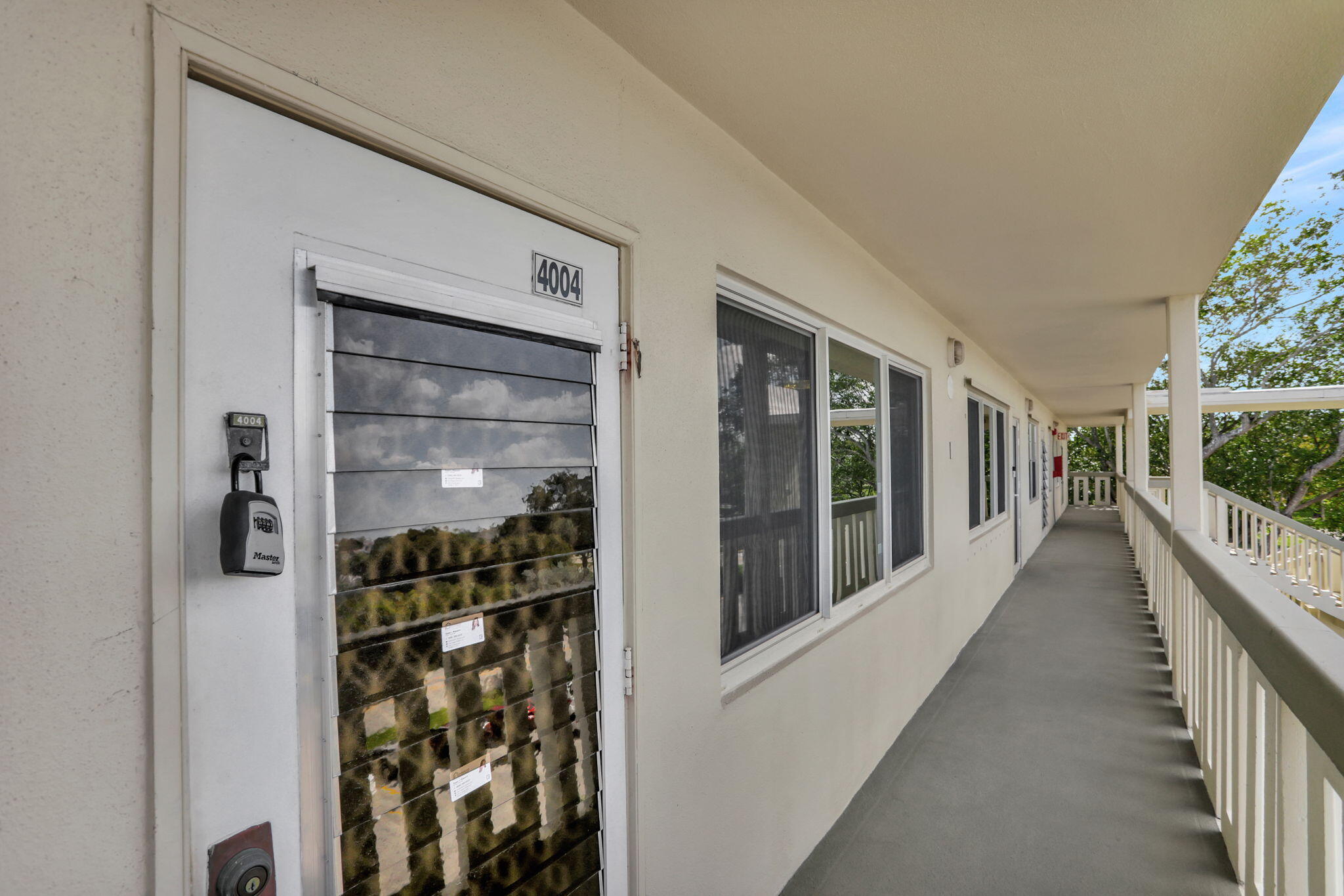 4004 Cambridge A, Unit 4004 Deerfield Beach, FL 33442 - Photo 3 of 84 03