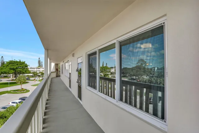 $128,900 | 4004 Cambridge A, Unit 4004, Deerfield Beach, FL 33442