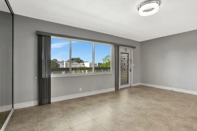 $128,900 | 4004 Cambridge A, Unit 4004, Deerfield Beach, FL 33442
