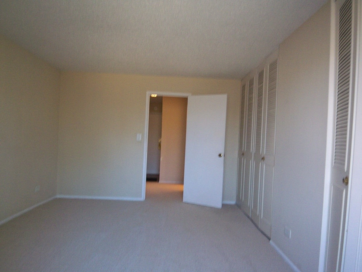 1227 South Old Wilke Road, Unit 306 Rolling Meadows, IL 60005 - Photo 11 of 24 a view of an empty room