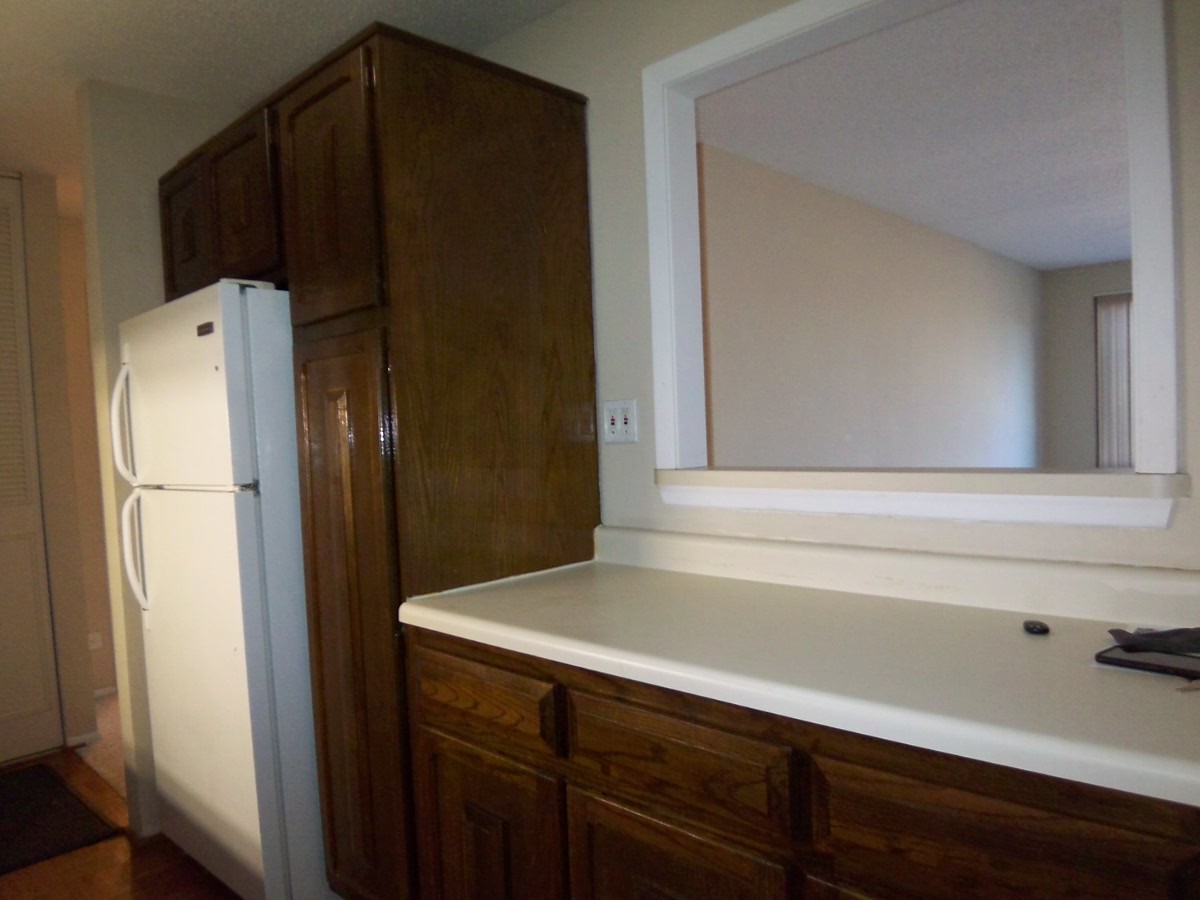 1227 South Old Wilke Road, Unit 306 Rolling Meadows, IL 60005 - Photo 3 of 24 a bathroom with a shower and a sink