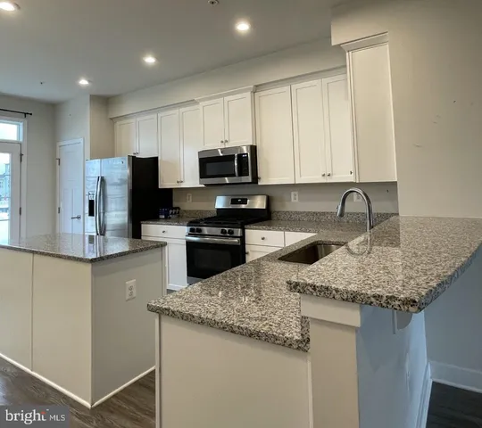 $2,500 | 6415 Ballenger Run Boulevard, Frederick, MD 21703