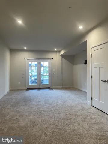 $2,500 | 6415 Ballenger Run Boulevard, Frederick, MD 21703