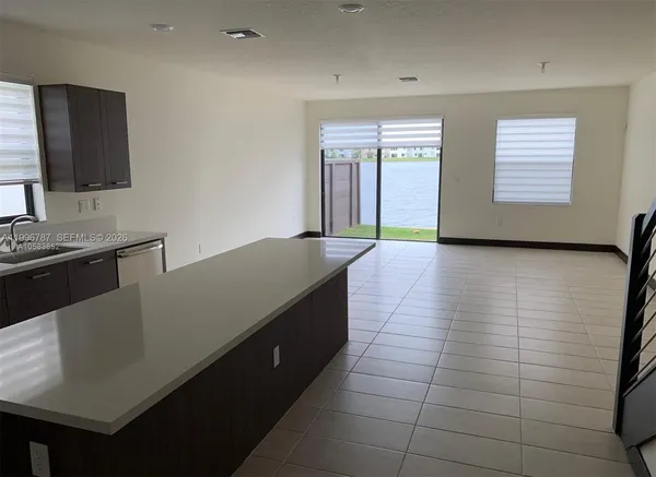 $3,800 | 9106 Northwest 158th Street, Unit 9106, Miami Lakes, FL 33018