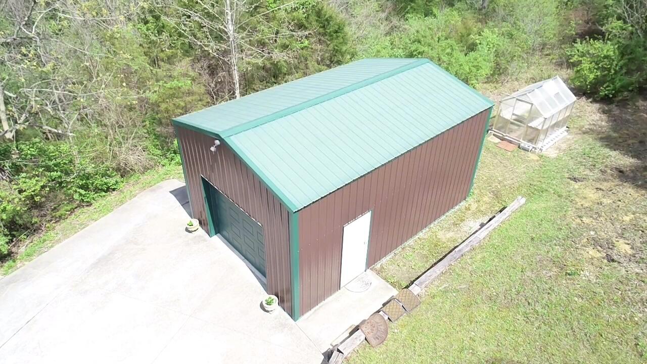 810 Howard Creek Road Winchester, KY 40391 - Photo 30 of 32 B9B62566-2A8D-4121-ABBA-7B22FE4A6FFD