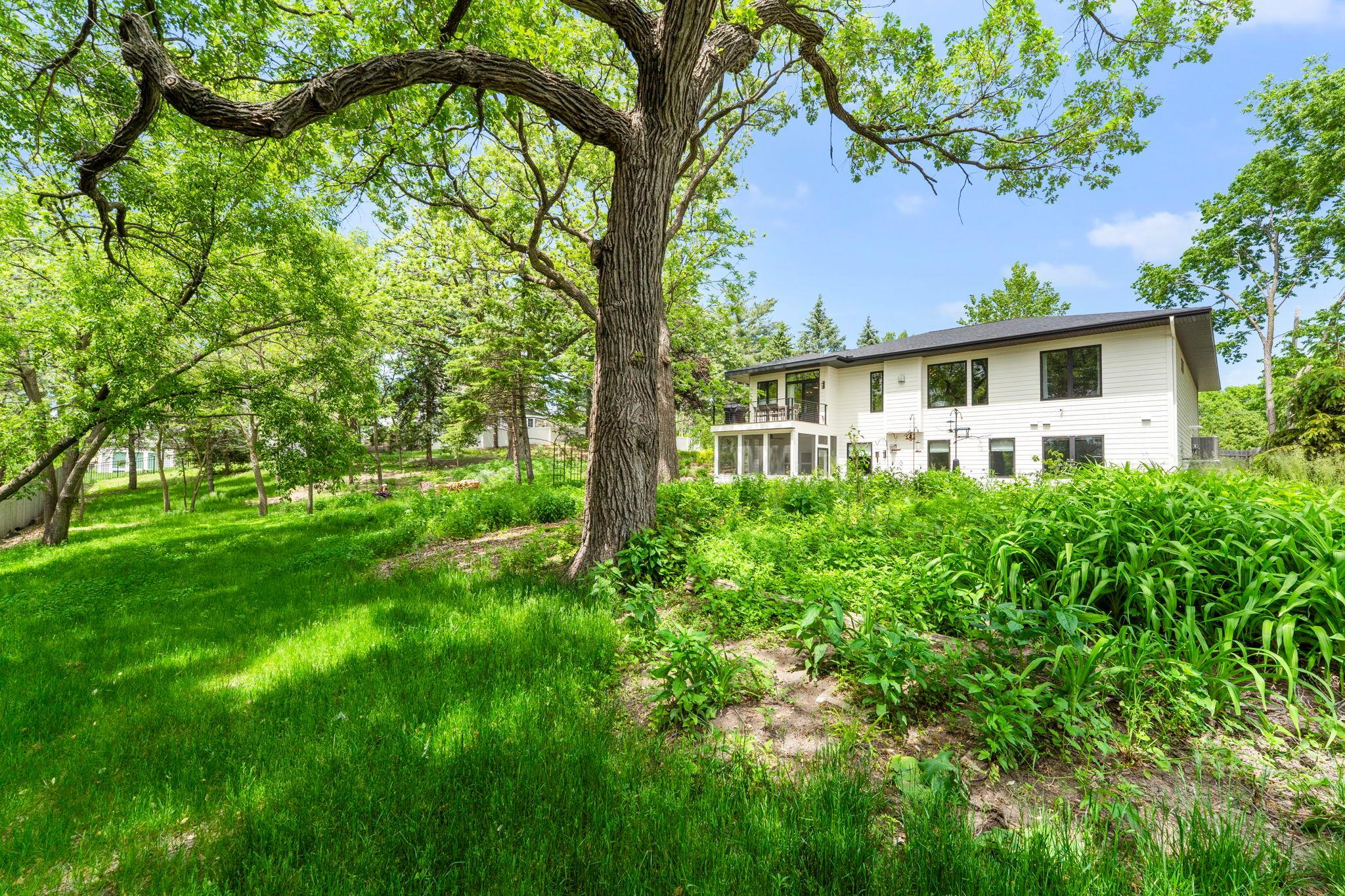 10821 Blossom Road Eden Prairie, MN 55347 - Photo 42 of 46