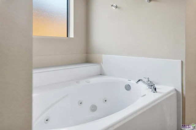 $310,000 | 41220 Colonial Drive, Sorrento, LA 70778