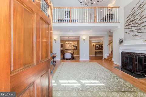 $2,100,000 | 5601 Vernon Place, Bethesda, MD 20817