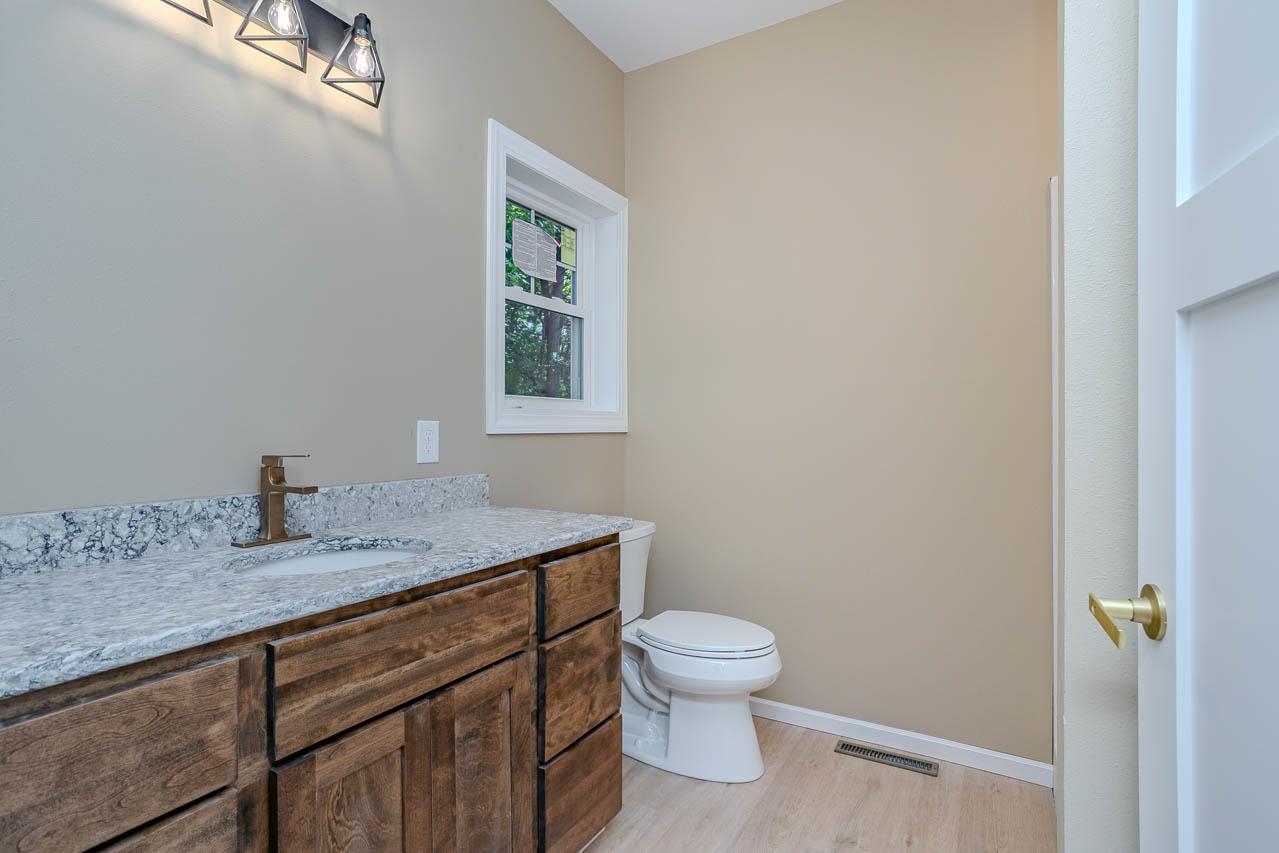 2808 Barclay Way Schofield, WI 54476 - Photo 27 of 60