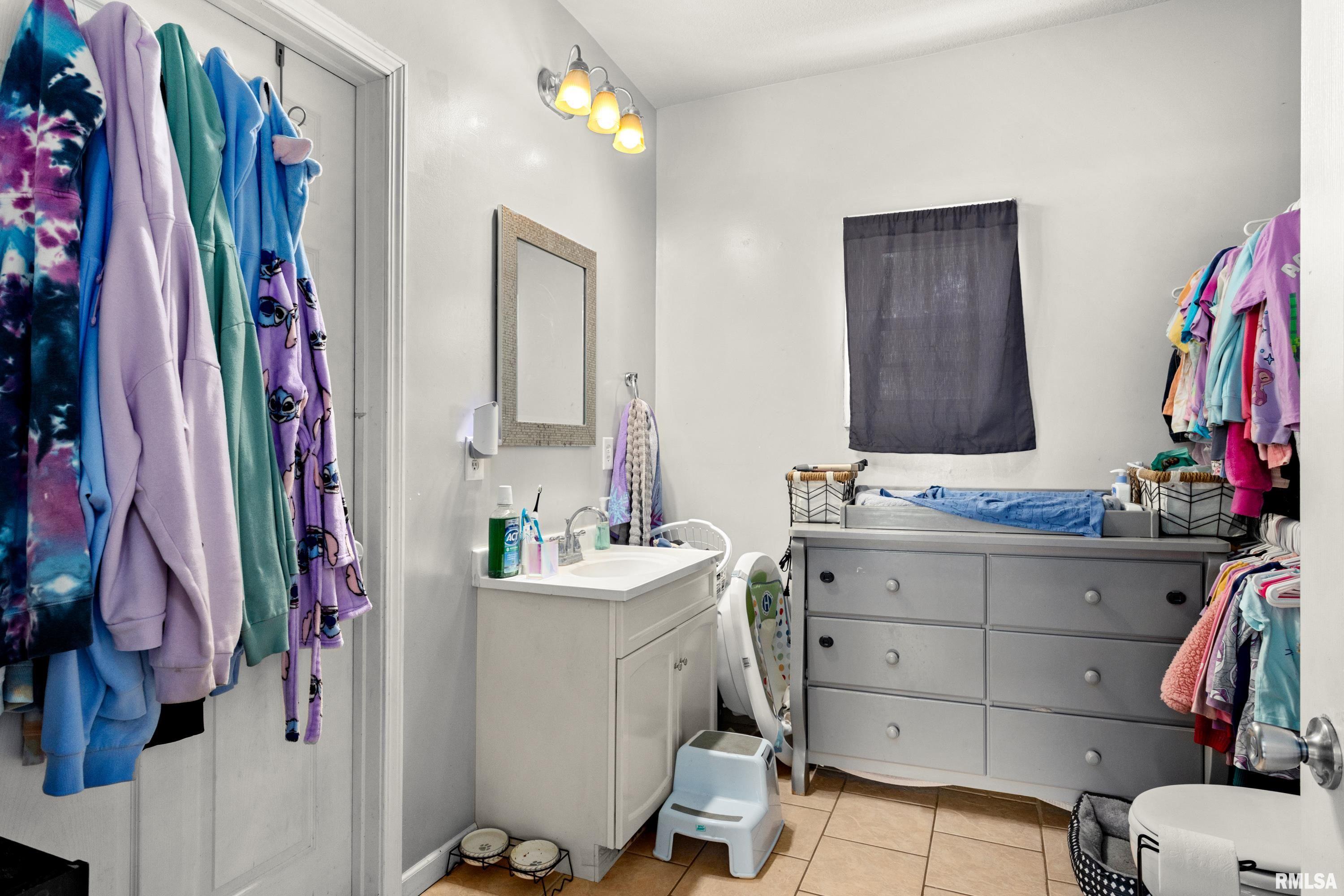 2386 East Pattonsburg Road Minonk, IL 61760 - Photo 15 of 18