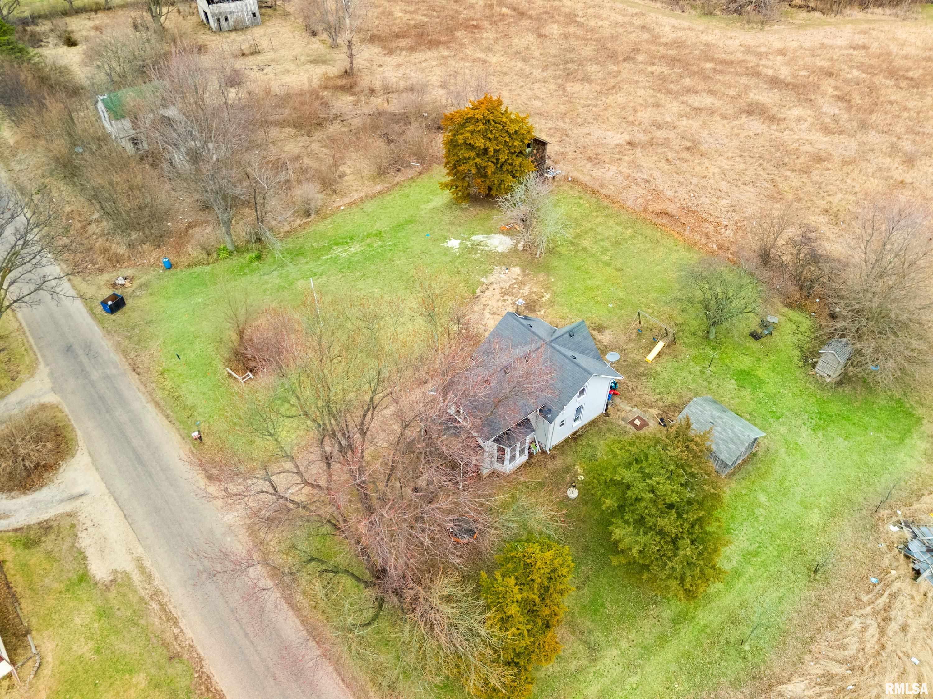 2386 East Pattonsburg Road Minonk, IL 61760 - Photo 3 of 18