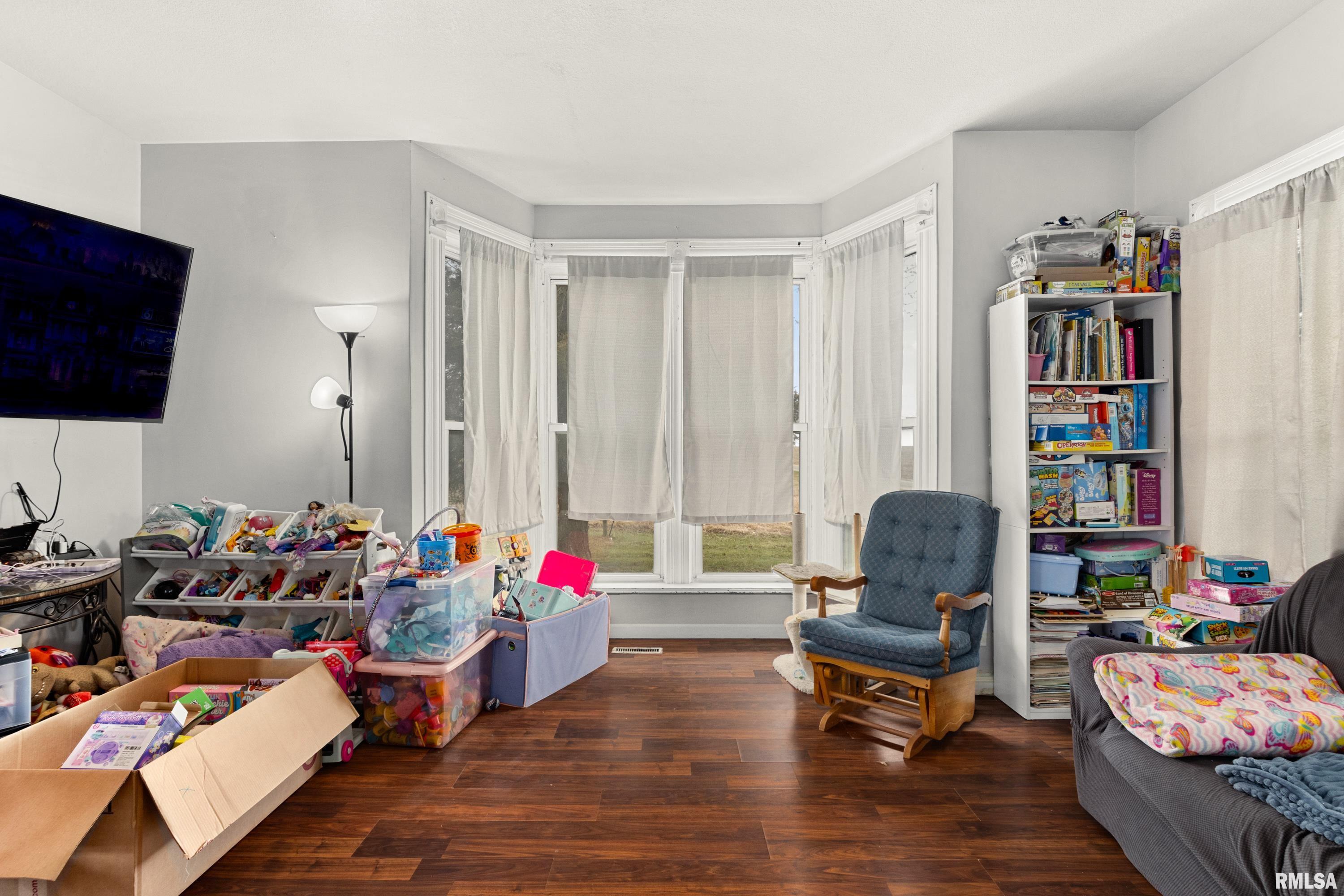 2386 East Pattonsburg Road Minonk, IL 61760 - Photo 10 of 18