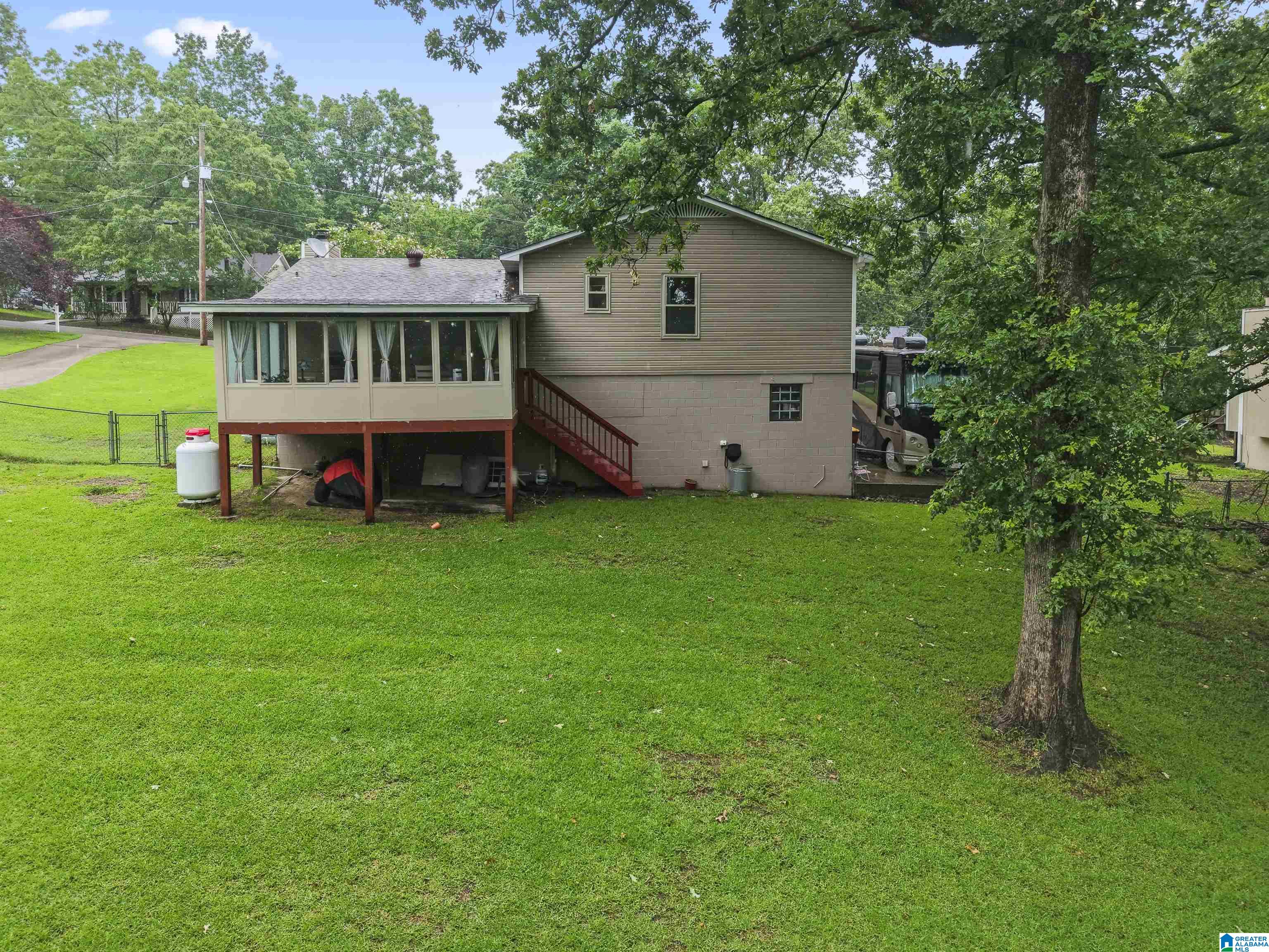 7448 Plantation Road Pinson, AL 35126 - Photo 4 of 34