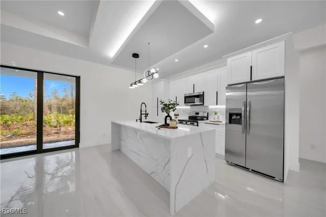 $369,999 | 301 East 17th Street, Lehigh Acres, FL 33972