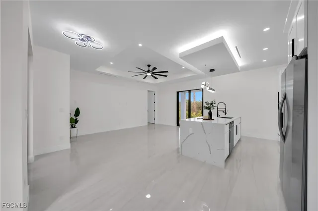 $369,999 | 301 East 17th Street, Lehigh Acres, FL 33972