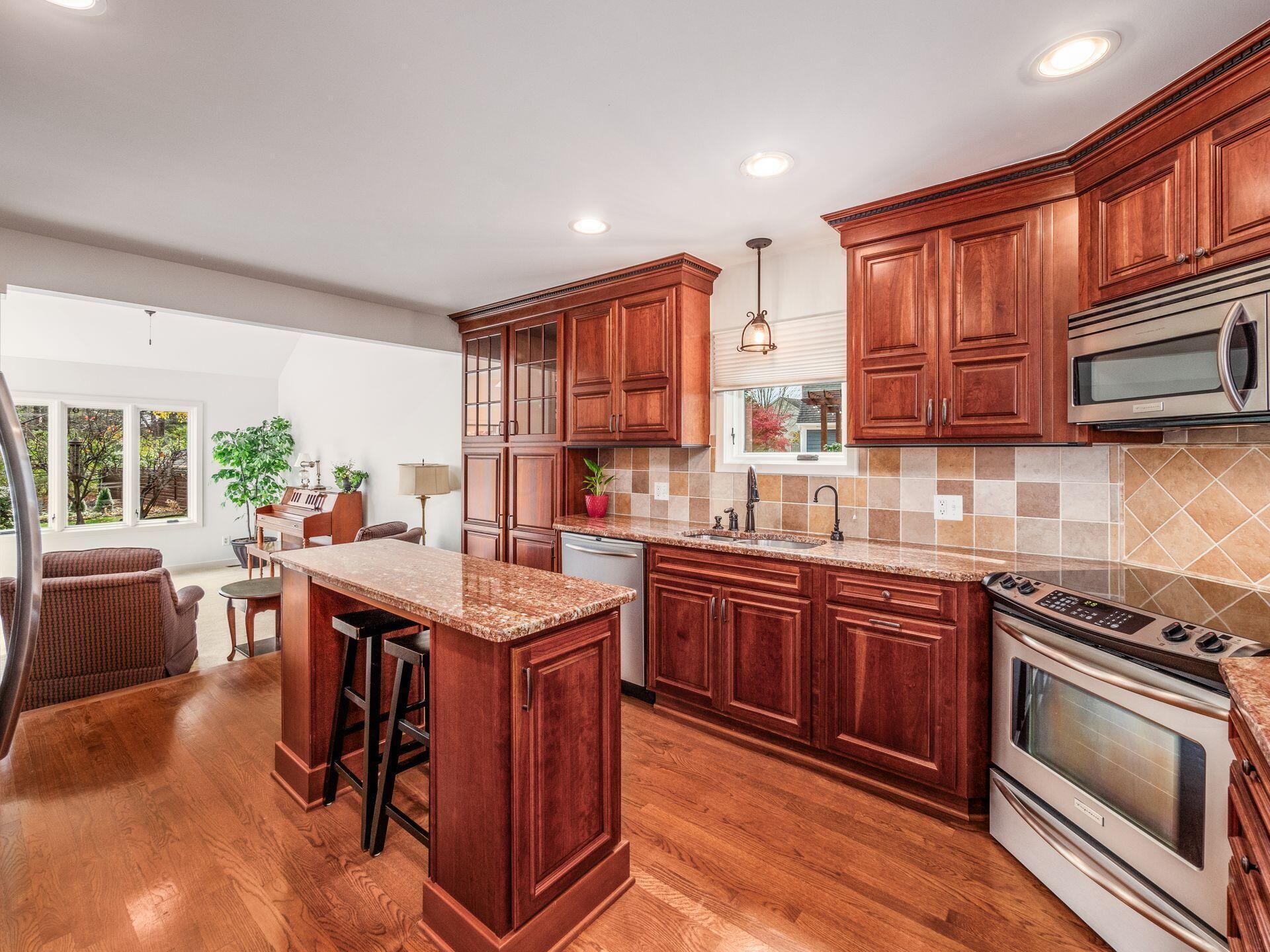 4353 Shire Landing Road Hilliard, OH 43026 - Photo 5 of 38 019_ Rd Hilliard OH 43026 USA