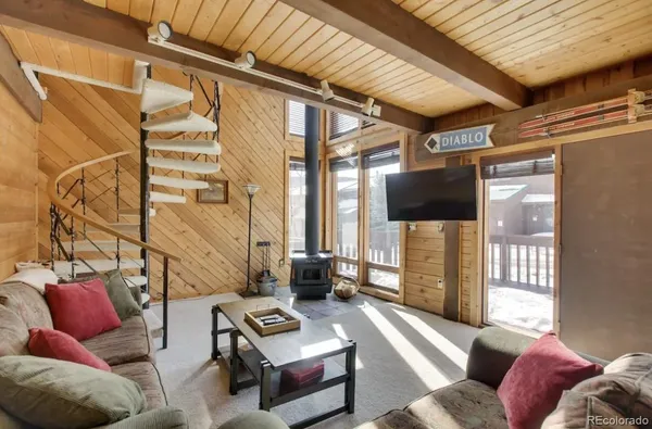 $295,000 | 44 Valley Vista Road, Unit 38, La Veta, CO 81055