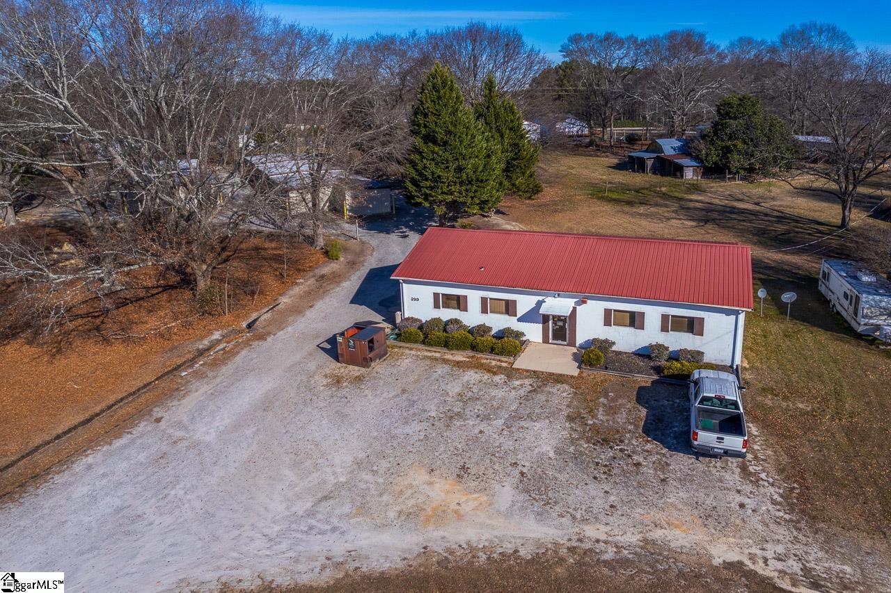 299 Fowler Road Simpsonville, SC 29681 - Photo 25 of 36 Gallery Image 25