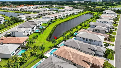 a view of a house with a big yard