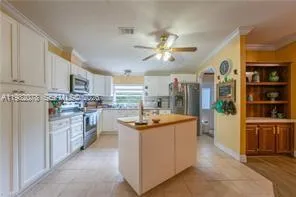 $359,000 | 1700 Tampa Avenue, Clewiston, FL 33440