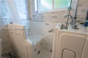 $359,000 | 1700 Tampa Avenue, Clewiston, FL 33440