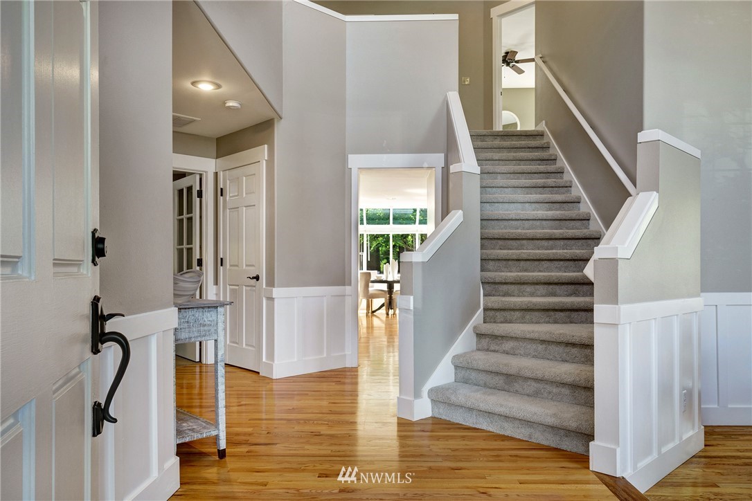 2026 237th Place Southeast Bothell, WA 98021 - Photo 2 of 40
