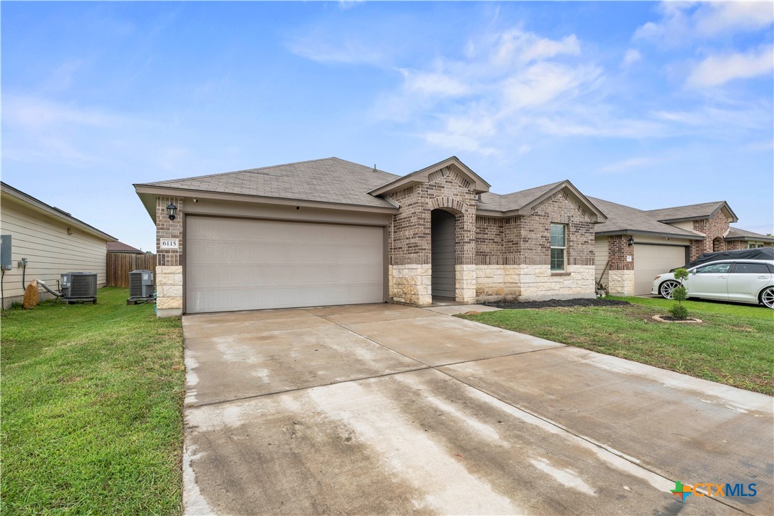 6115 Sally Ride Lane Killeen, TX 76543 - Photo 4 of 32