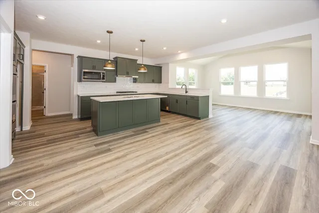 $529,900 | 6450 Stone Side Drive, Plainfield, IN 46168