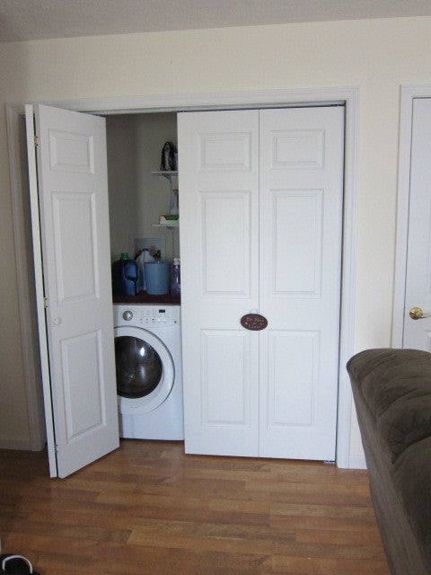 293 West Bailey Road Lewisburg, WV 24901 - Photo 6 of 23 Laundry located off main hallway.