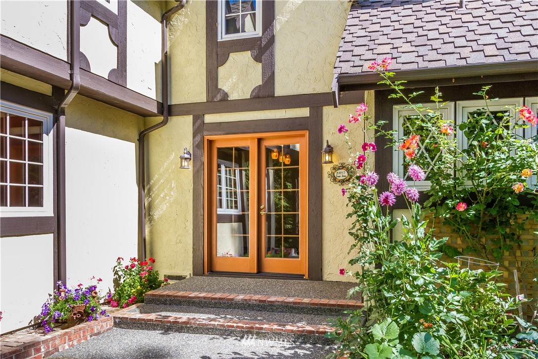 23217 39th Avenue Southeast Bothell, WA 98021 - Photo 5 of 23