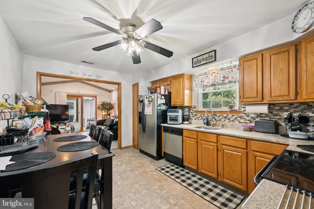 $450,000 | 17 Oakton Drive, Mantua, NJ 08051