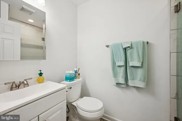 $450,000 | 17 Oakton Drive, Mantua, NJ 08051