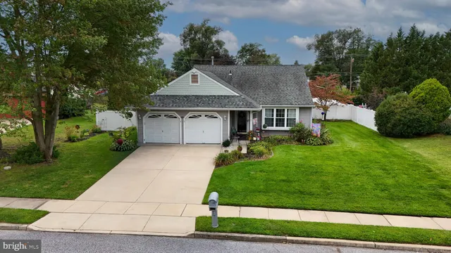 $450,000 | 17 Oakton Drive, Mantua, NJ 08051